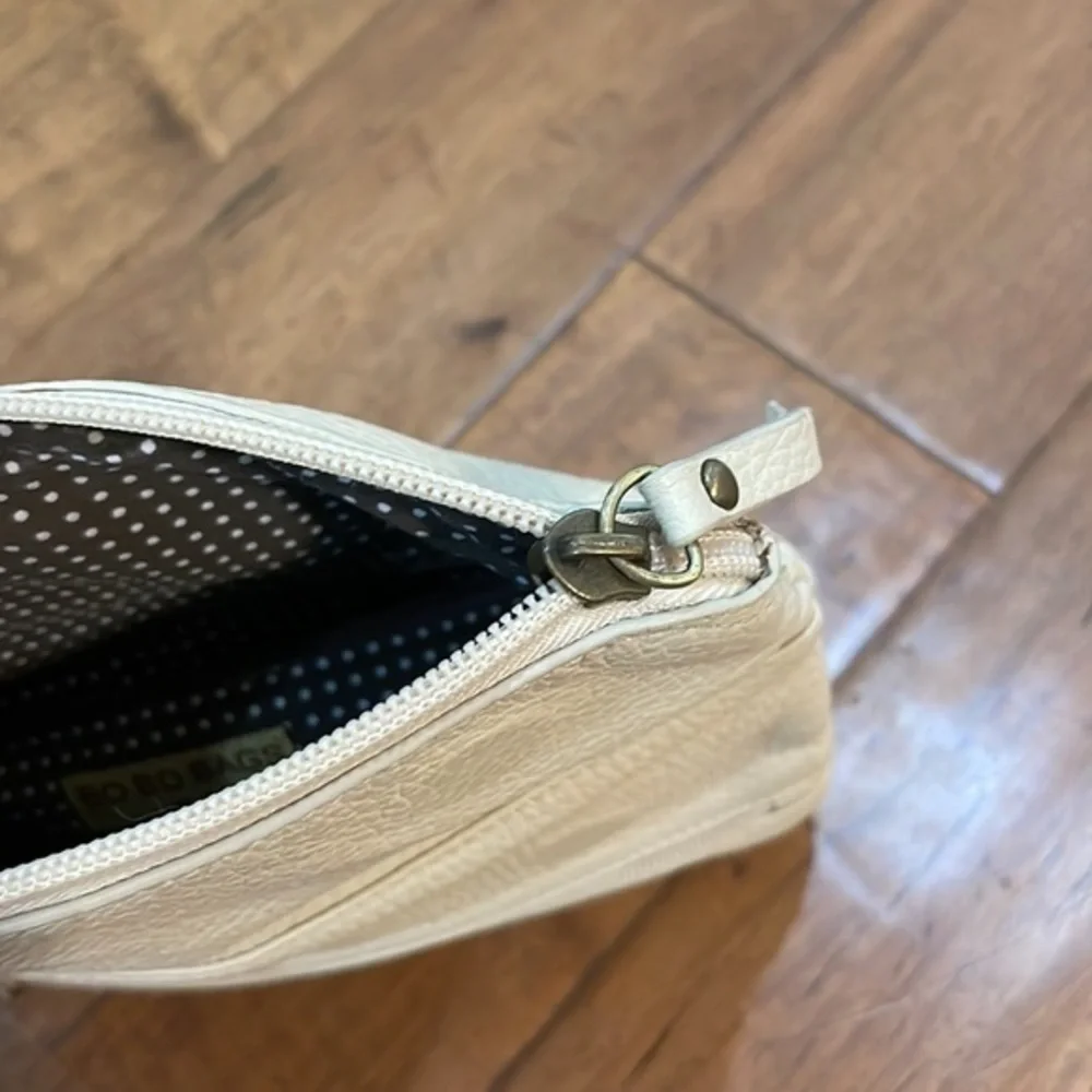Bo Bo Bags California Cream Leather Fold Over Zipper Wristlet